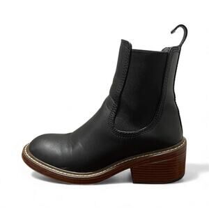 Steve Madden Laurely Chelsea Booties Size 8 M Black Pullon Boots Classic Boho